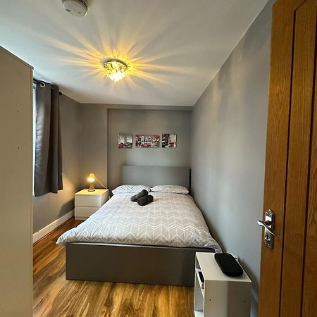 Lovely 2 Bedrooms Apartment Лондон Экстерьер фото