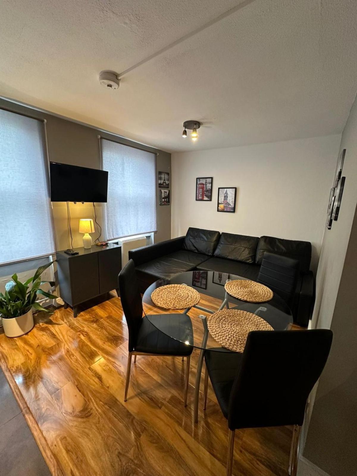 Lovely 2 Bedrooms Apartment Лондон Экстерьер фото